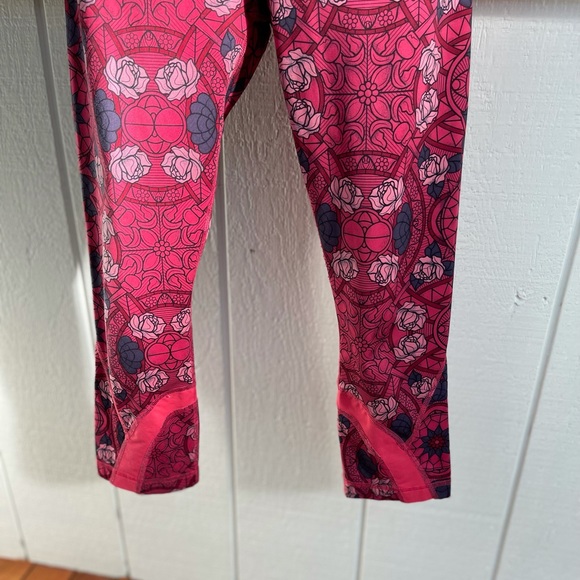 Lululemon Inspire Crop II Leggings EUC - Picture 6 of 8